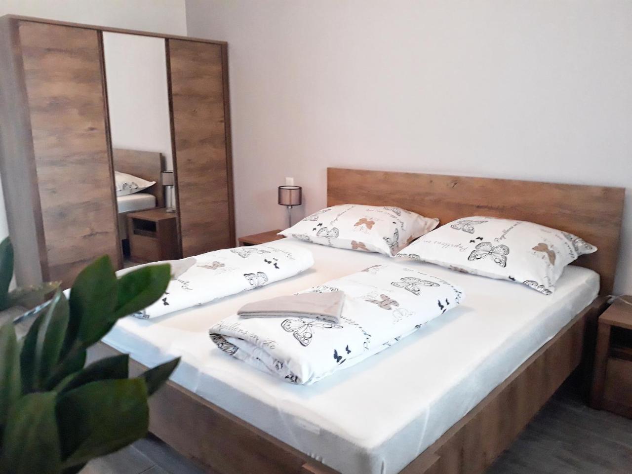 Cosy Holiday Apartment Keszthely Exterior photo